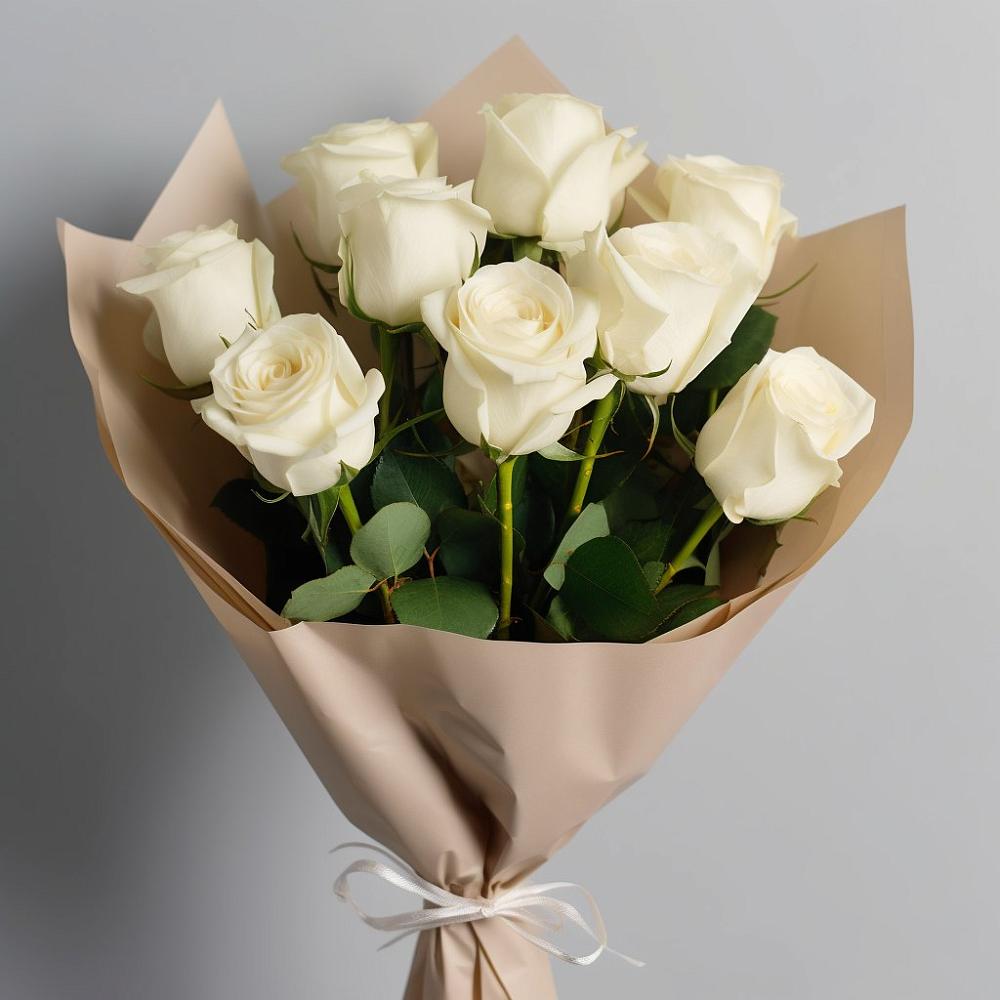 Букет 9 Белых роз Эдлесс Лав в Гиганте