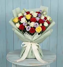 Букет цветов из:  Розы в Гиганте
