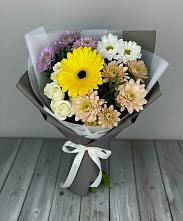 Букет цветов из:  Розы, Герберы и Хризантемы в Гиганте