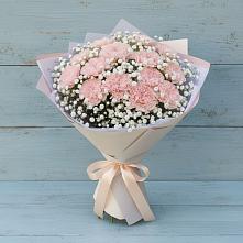 Букет цветов из:  Гвоздики в Гиганте