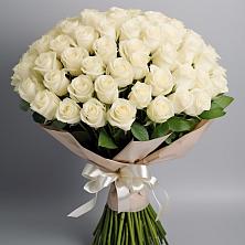Букет 101 беля роза Белоснежка в Гиганте