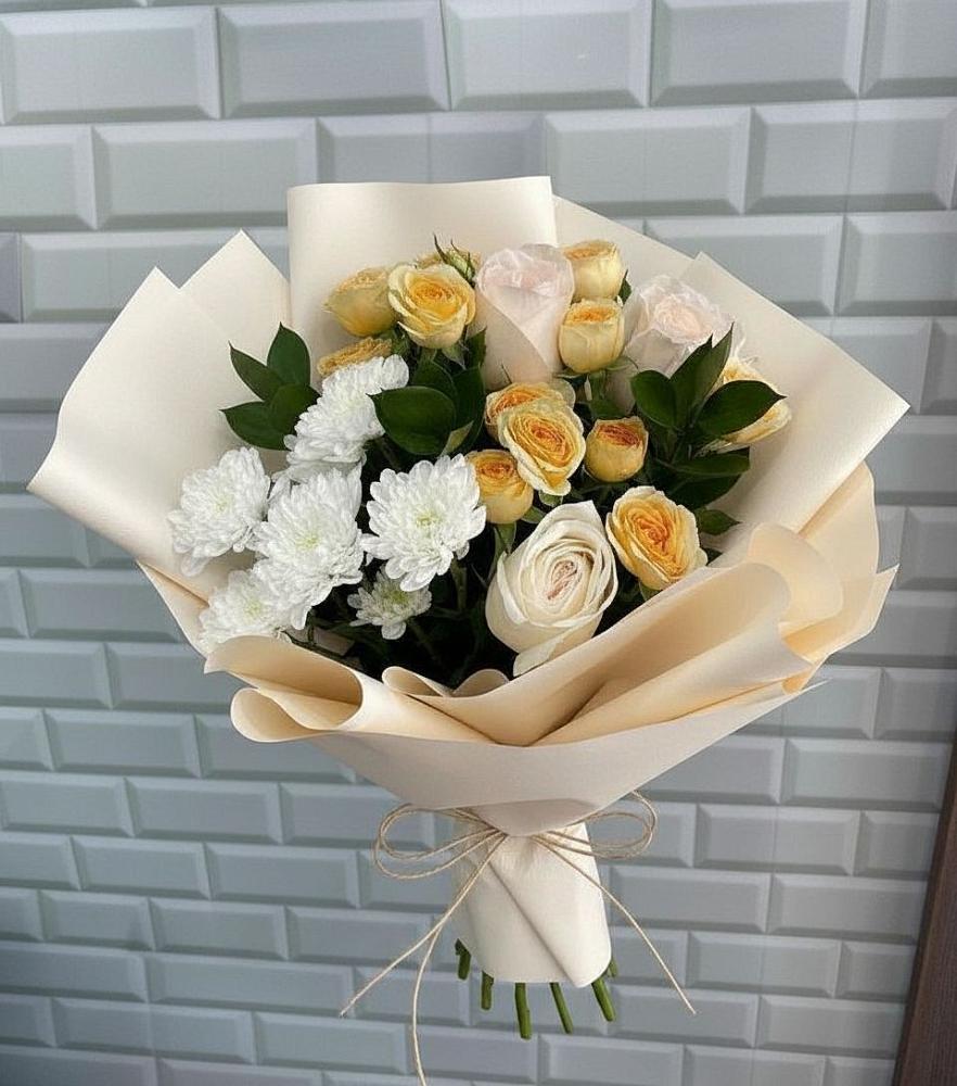 Букет цветов из: Розы и Хризантемы в Гиганте