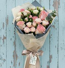 Букет цветов из:  Розы в Гиганте