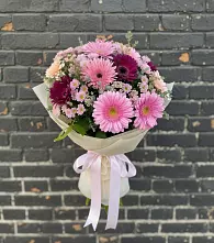 Букет цветов из:  Герберы и Хризантемы в Гиганте