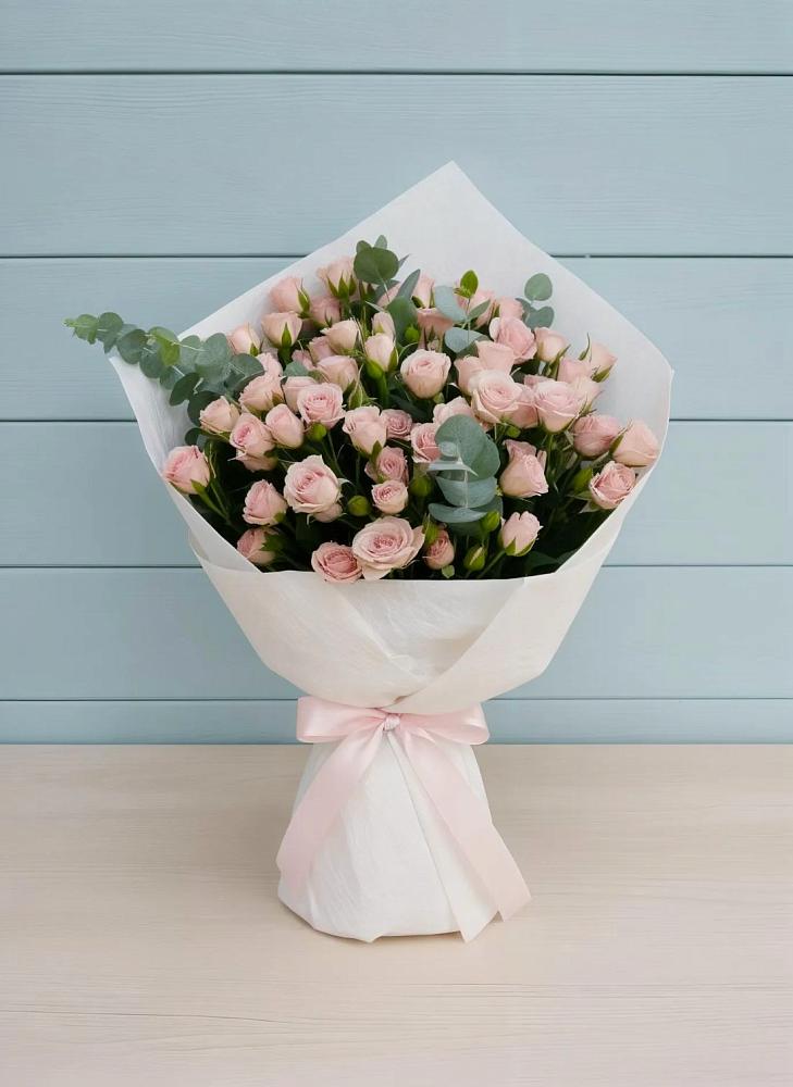 Букет цветов из: Розы в Гиганте