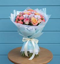 Букет цветов из:  Хризантемы и Розы в Гиганте