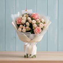 Букет цветов из:  Розы в Гиганте
