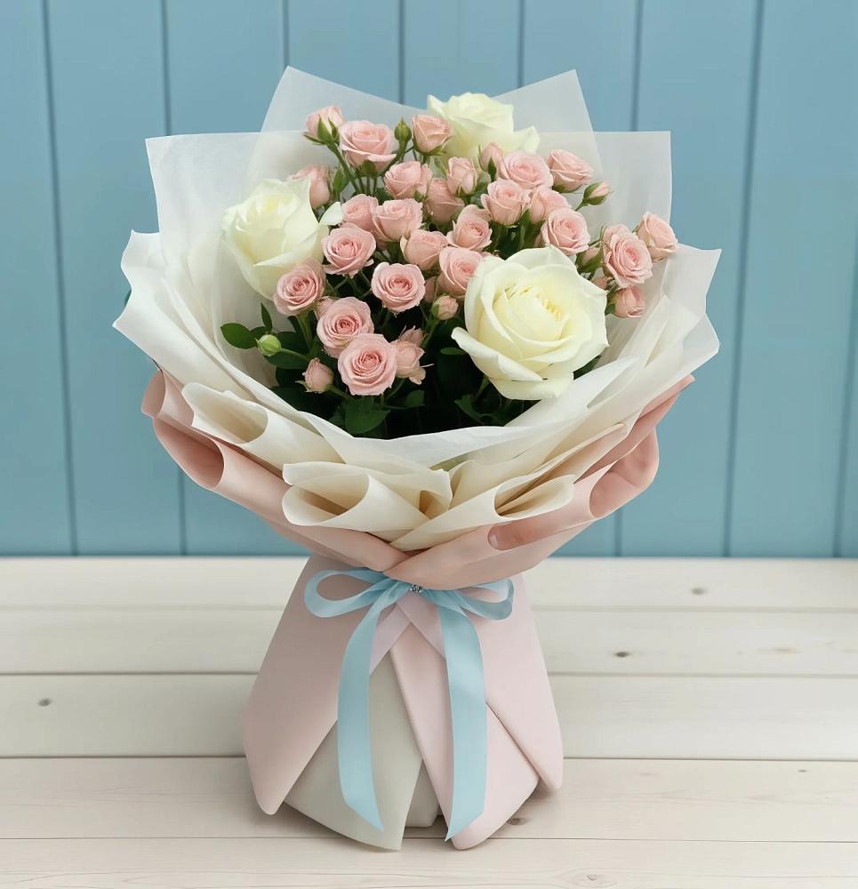 Букет цветов из: Розы в Гиганте