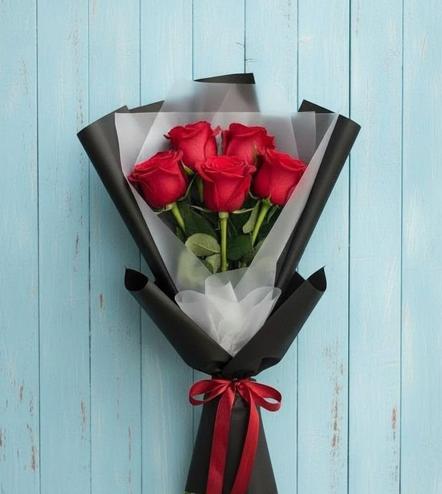 Букет цветов из: Розы в Гиганте